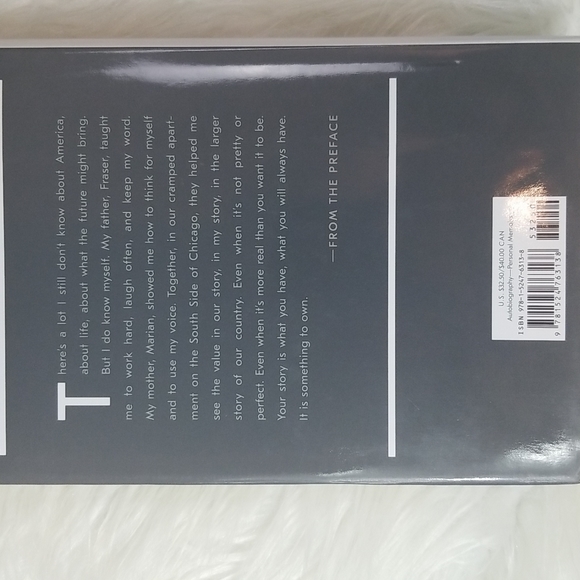 SOLD ✅ Becoming Michelle Obama - Picture 3 of 3